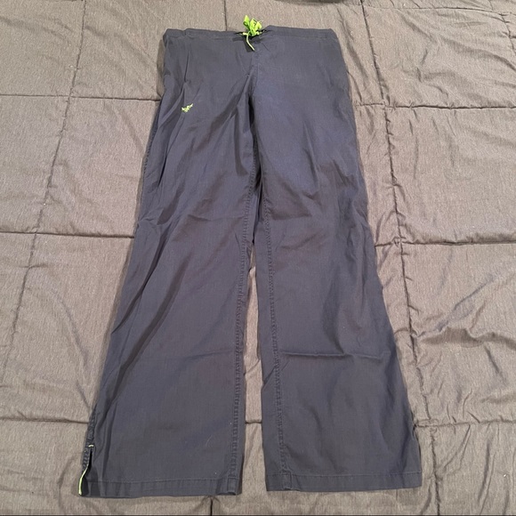 Four Pairs of Scrub Pants Sizes Small and Medium Nursing Medical Comfort Blue - Picture 6 of 16